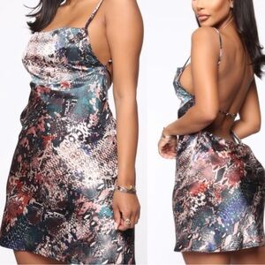 Fashion nova snakeskin party festival open back born wild satin dress small nwt
